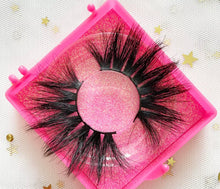 Load image into Gallery viewer, BB&#39;s Natural Mink Lashes
